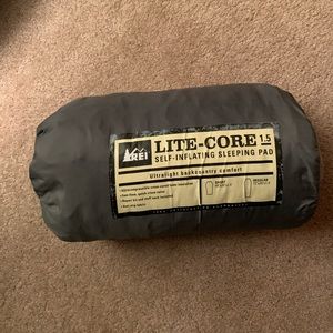 COPY - Lite-Core Self-Inflating Sleeping Bag 1.5 from REI ⛺️🌲